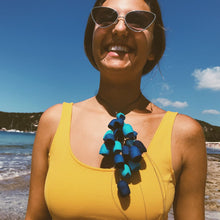 Load image into Gallery viewer, Bouquet Necklace