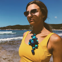 Load image into Gallery viewer, Bouquet Necklace