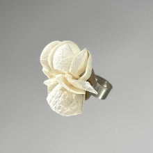 Load image into Gallery viewer, Magnolia Ring Bride