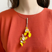 Cargar imagen en el visor de la galería, Collar Racimo Tubo