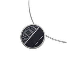Cargar imagen en el visor de la galería, Colgante Racma 1