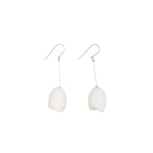 Load image into Gallery viewer, Tulipa x 1 Earring