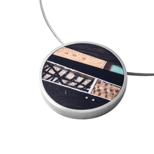 Cargar imagen en el visor de la galería, Colgante Racma 2