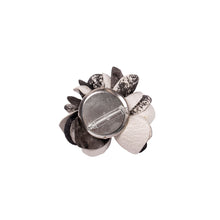 Load image into Gallery viewer, Magnolia Brooch Pin