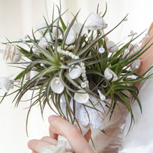 Load image into Gallery viewer, Bride Bouquet