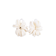 Load image into Gallery viewer, Magnolia Earring