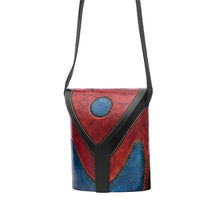 Load image into Gallery viewer, Sword Leather Handbag
